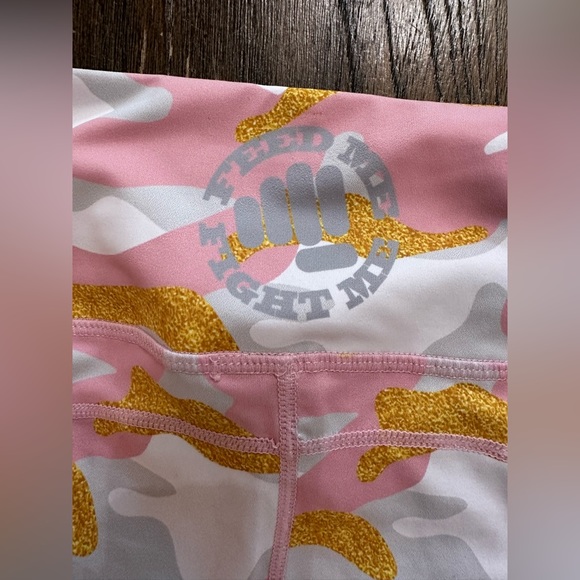 Feed Me Fight Me: FMFM pink camo leggings. Size Medium - Picture 7 of 13
